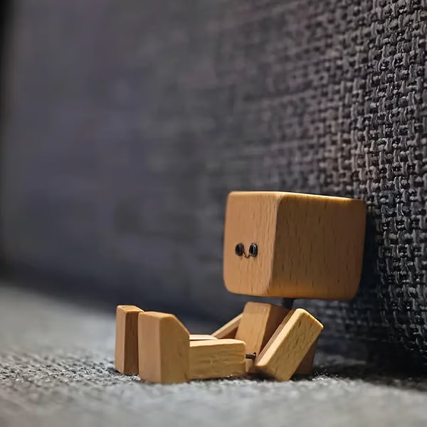 Yagoo™ "Has more moods than me on a Monday morning ☕😂 12 magnetic faces + a silly wobble = endless laughs!"